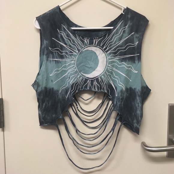 URBAN OUTFITTERS Truly Madly Coachella Crop Top - Picture 3 of 6